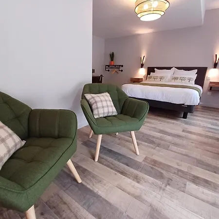 La Reinette Des Pres Guest house *
